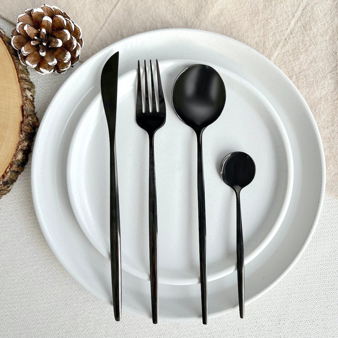 Black Cutlery Set